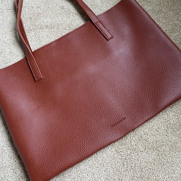 Vince Camuto tote - Picture 6 of 10